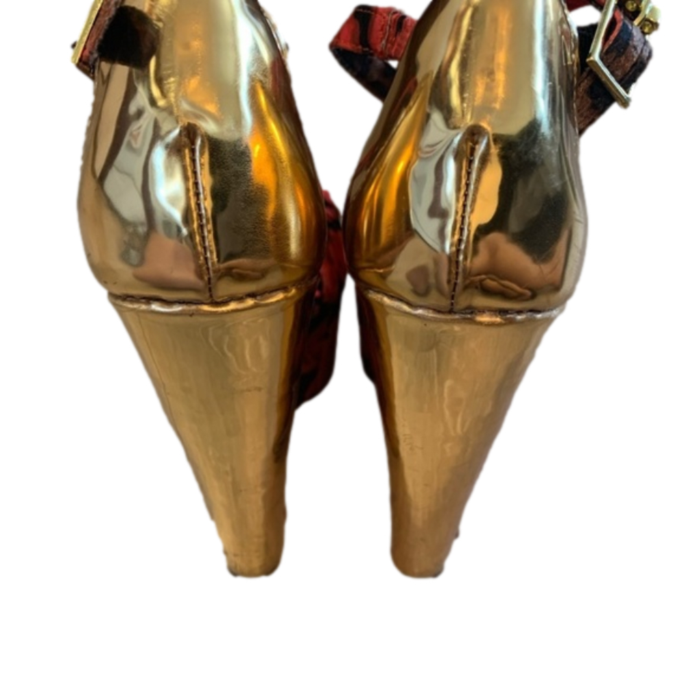 Betsey Johnson Red Rose Floral Gold Wedge Platform Heels - Picture 10 of 14